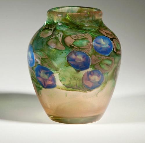 A morning glory blown-glass vase by Tiffany Studios, which won a first place award at the 1914 Salon of the Société des Artistes Français in Paris.
Charles Hosmer Morse Museum of American Art