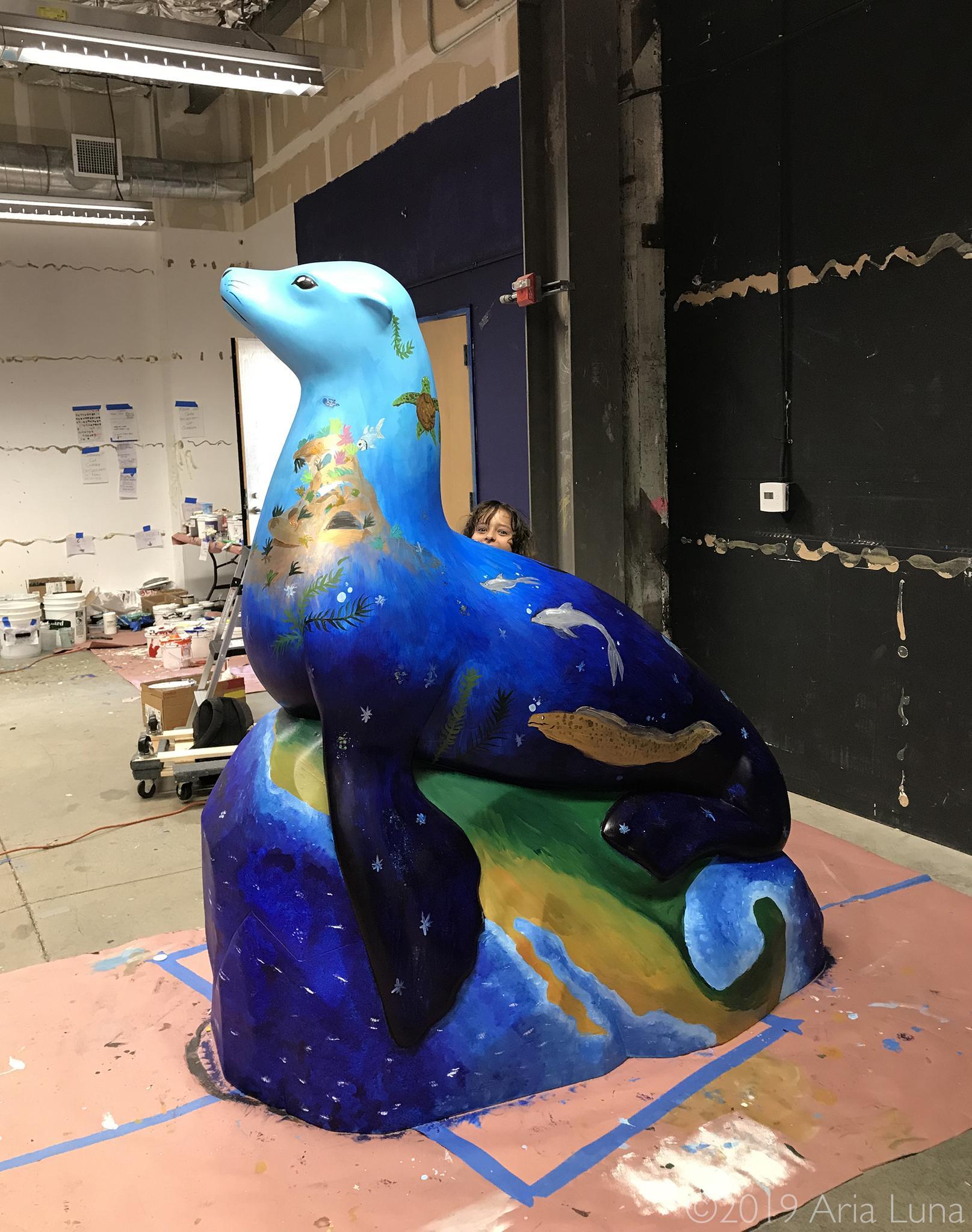 Aria Luna S Deep Blue Unveiled In Sea Lions In San Francisco Exhibit Artwire Press Release From Artfixdaily Com