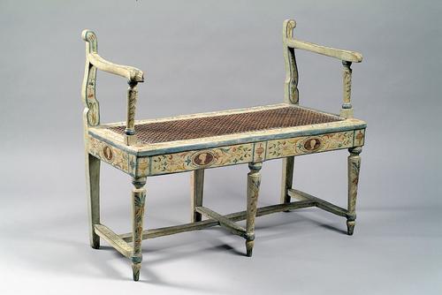 A two-seater painted wood Neoclassical bench from the Villa dei Marchesi Tornielli
L'Antiquaire & The Connoisseur