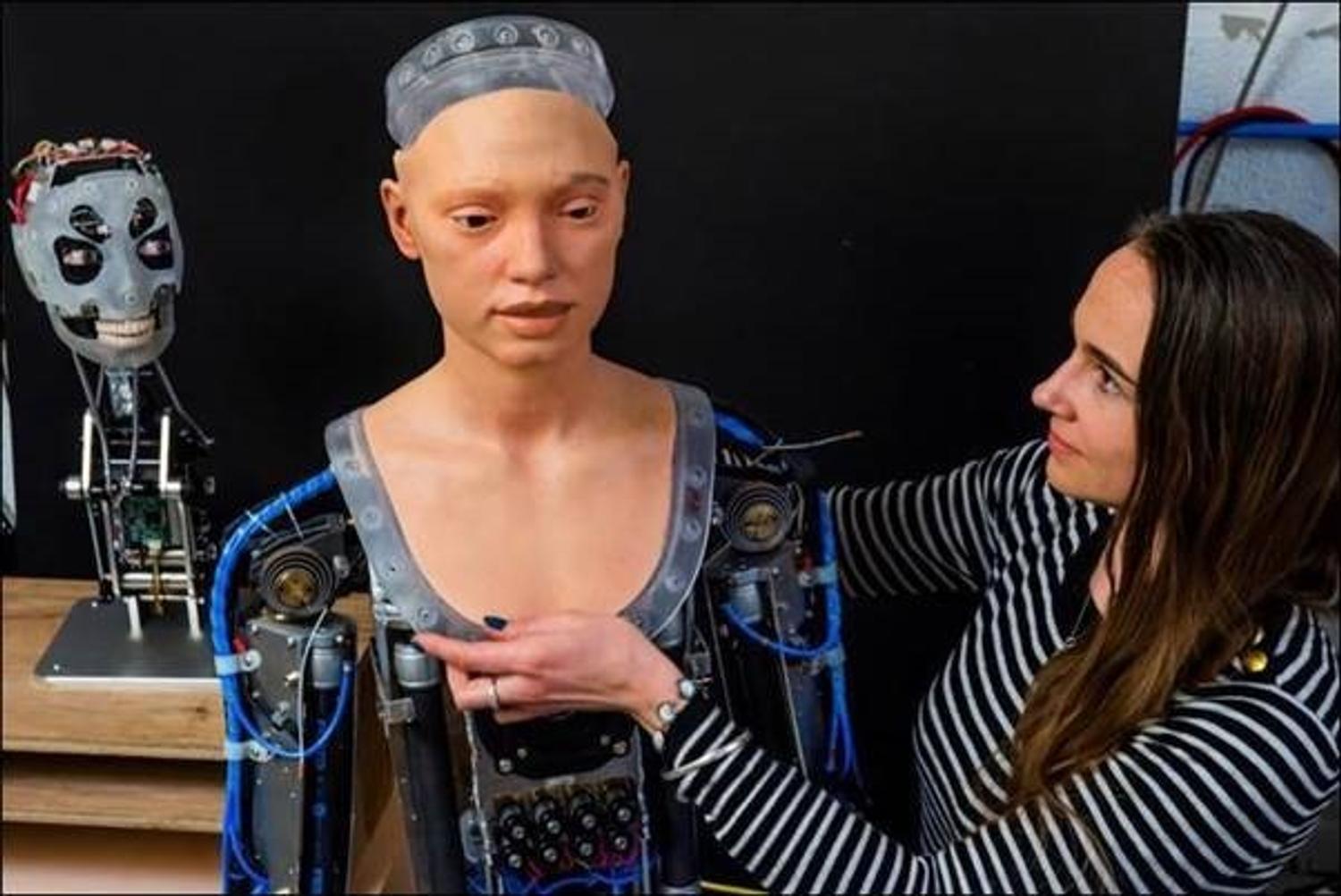 Oxford University to Unveil World's AI Robot Artist in Exhibition - Artwire Press Release from ArtfixDaily.com